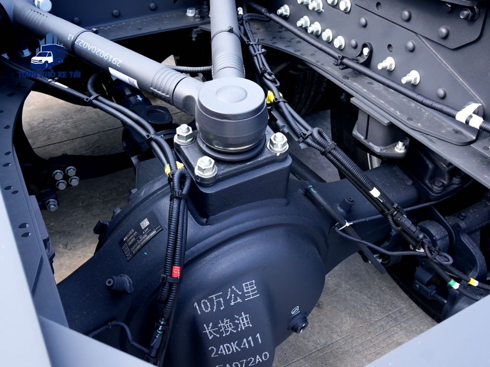 Đầu Kéo Chenglong H7 pro 390Hp Cầu Láp